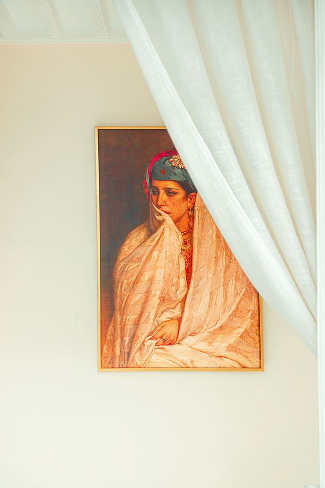 Portrait et voilage
